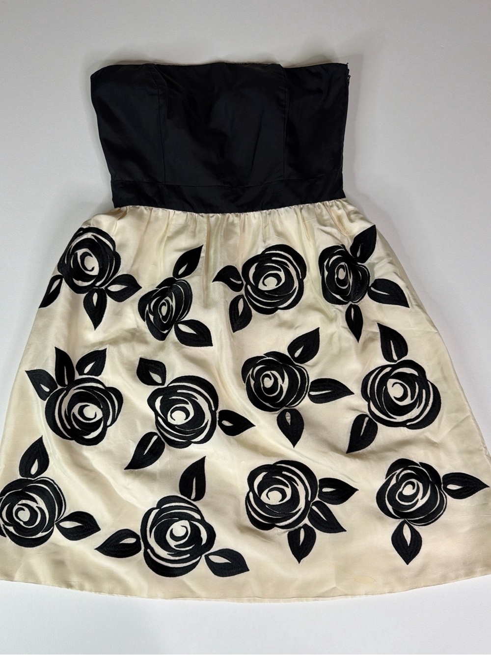 White House Black Market 100% Silk Black and Cream Floral Strapless Women’sDress